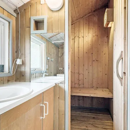 Ferienhaus Beach Front Home In Føllenslev With Sauna *